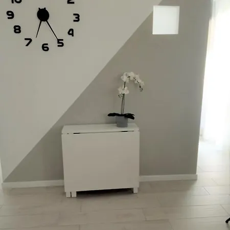 Apartament Damaste' *
