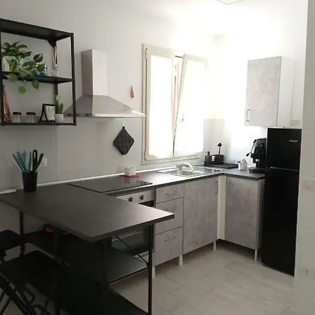 Apartament Damaste' *