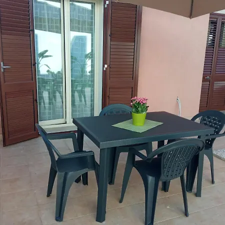 Damaste' Casa Vacanze Apartment