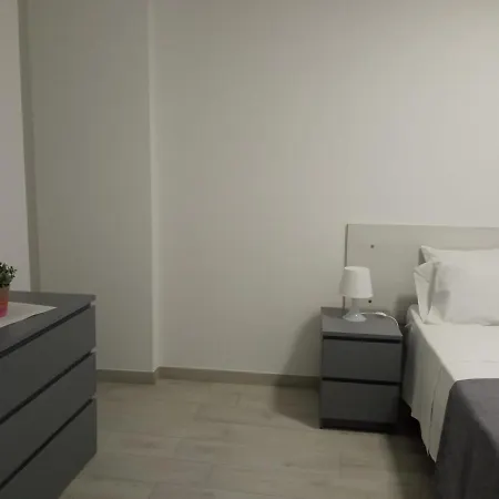 Damaste' Casa Vacanze Apartment *
